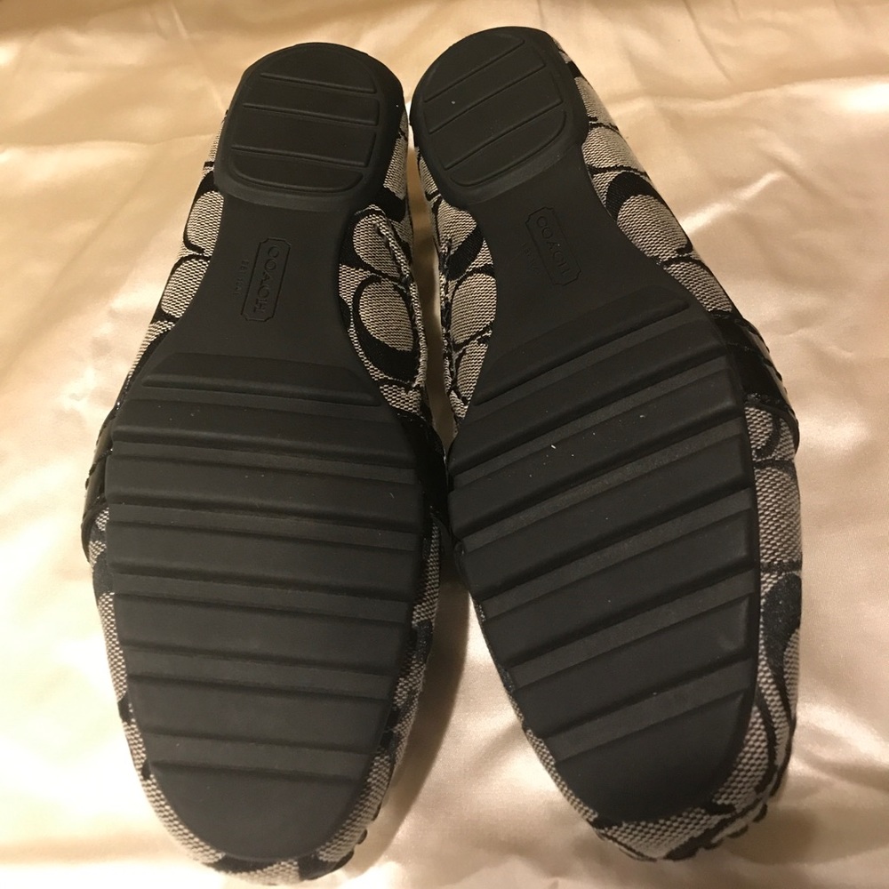 Coach Signature Black Loafers - Picture 5 of 8